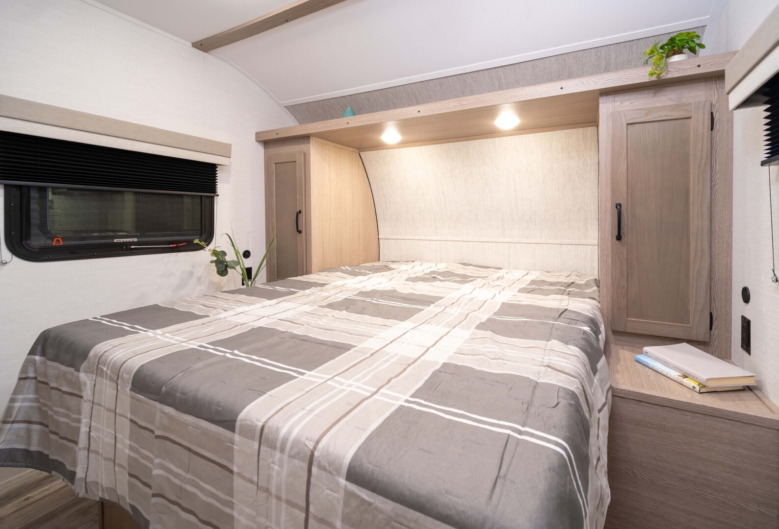 Gulf Stream Trailmaster Lite 251RE Image
