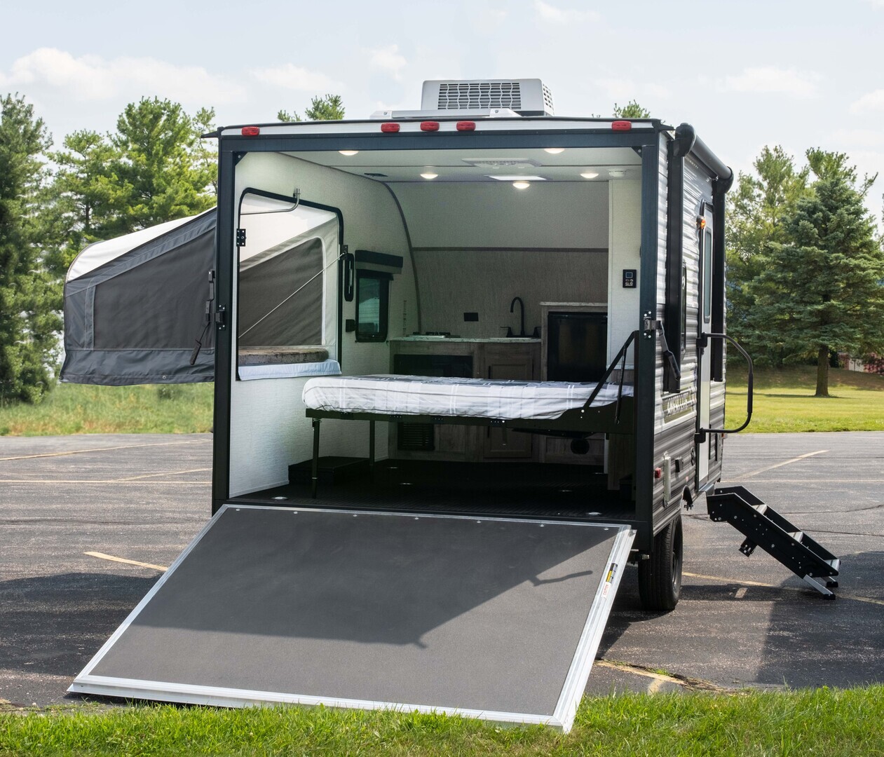 Gulf Stream Trailmaster Lite 15TH Image