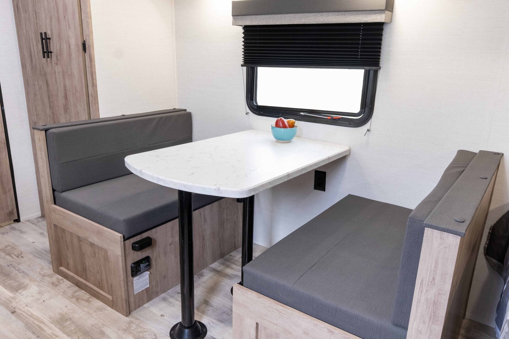 Gulf Stream Enlighten 17RB Image