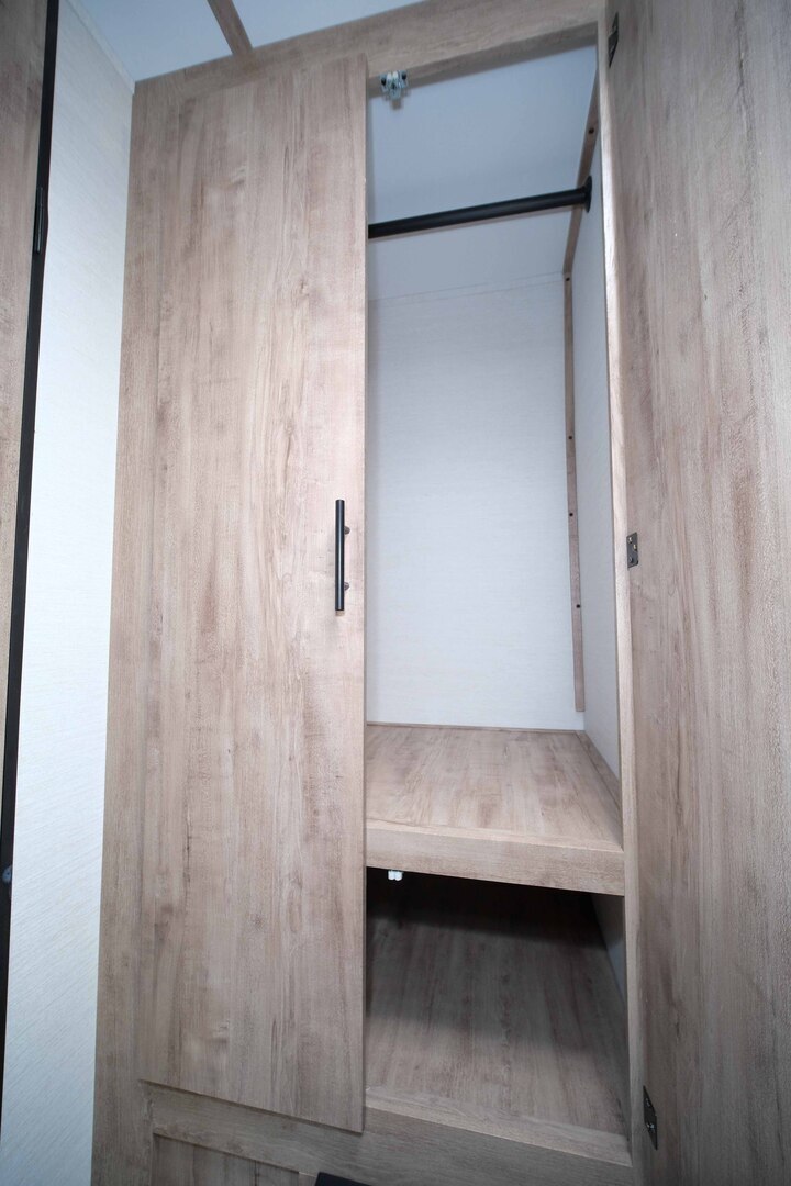 Gulf Stream Enlighten 17RB Image