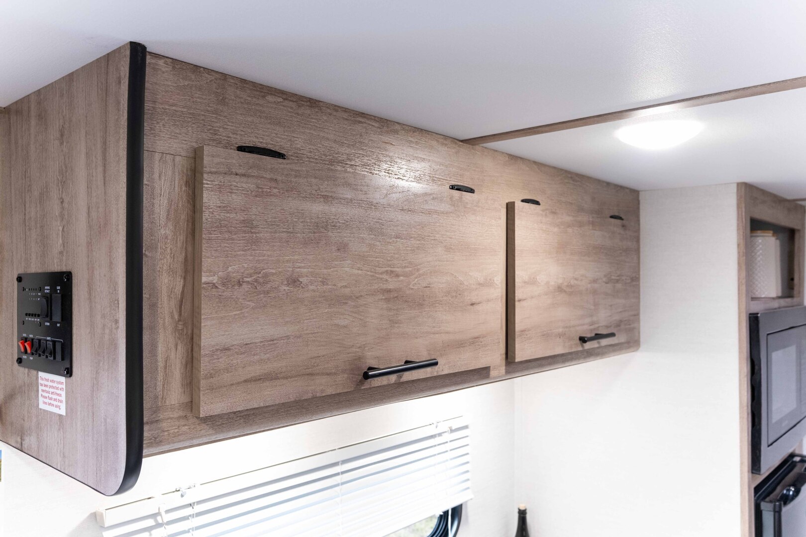 Gulf Stream Enlighten 17BH Image