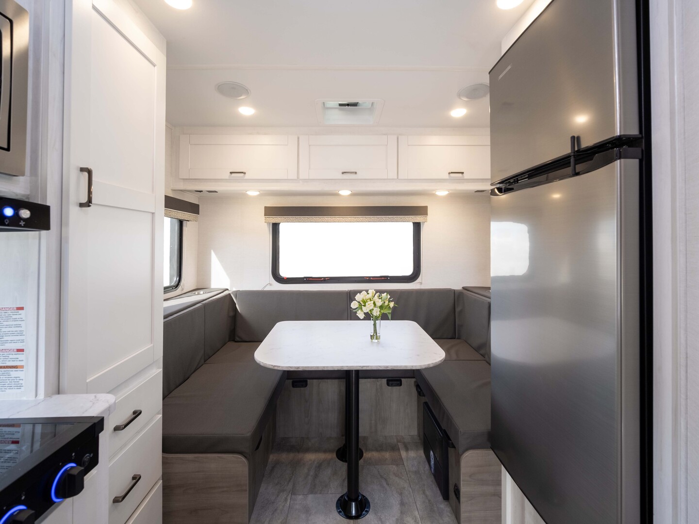 Gulf Stream Conquest Class C 6215LE Image