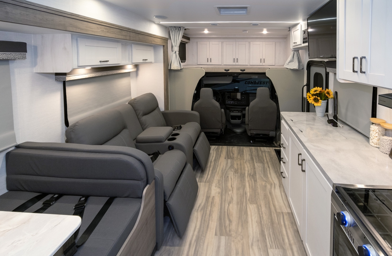 Gulf Stream Conquest Class C 6320 Image