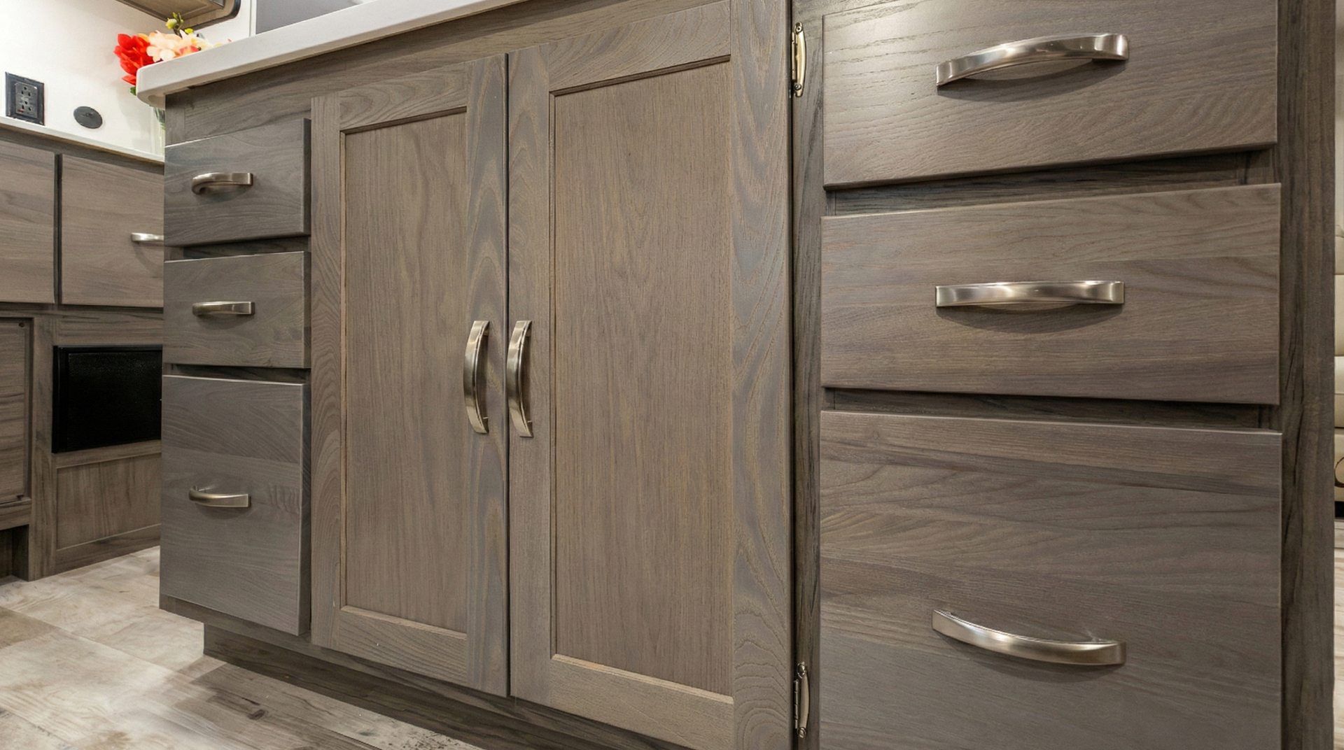 Gulf Stream Matrix 290RL Image