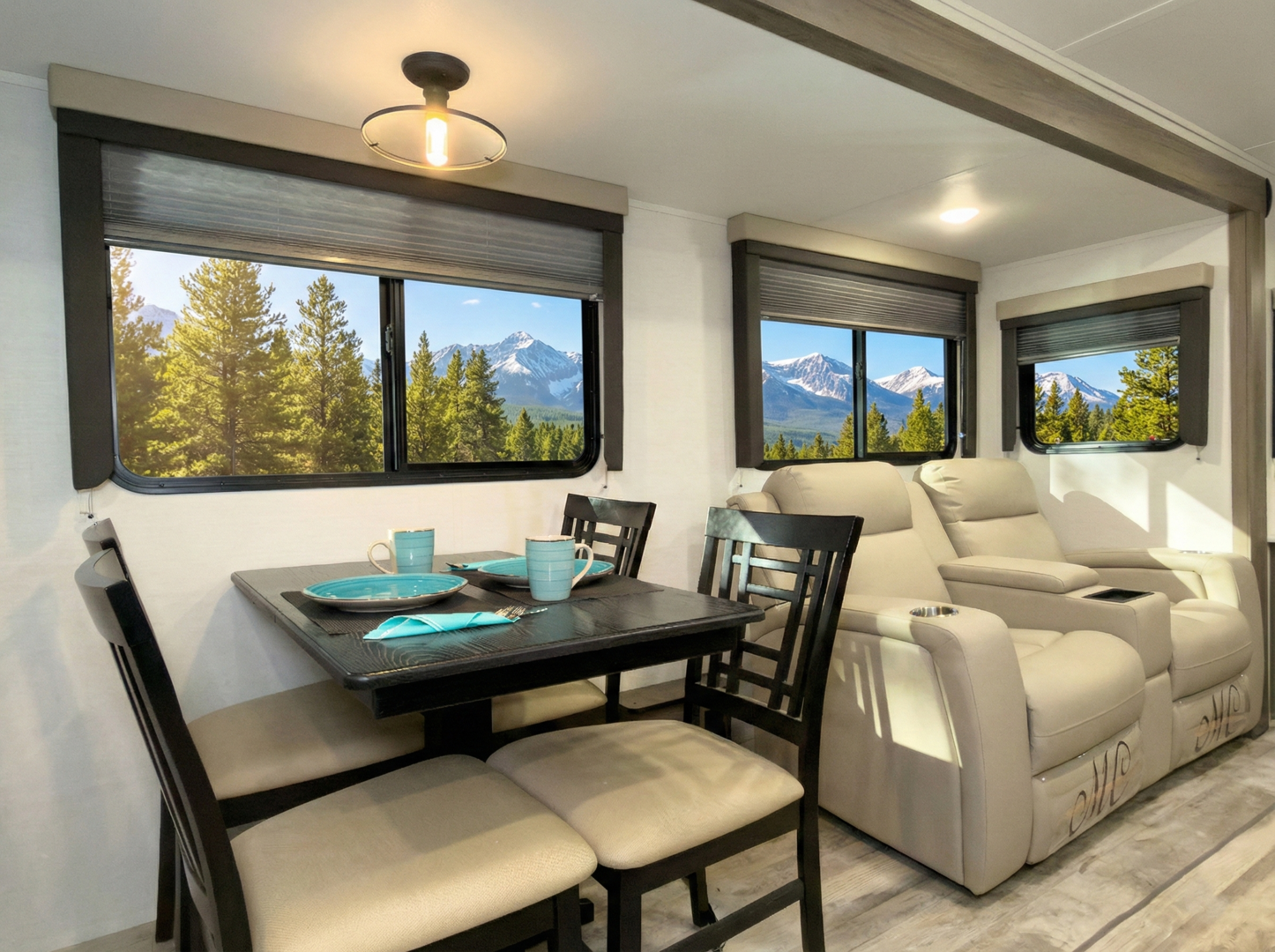 Gulf Stream Matrix 290RL Image