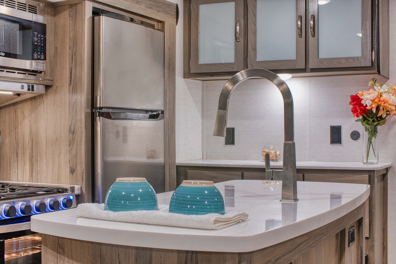 Gulf Stream Matrix 290RL Image