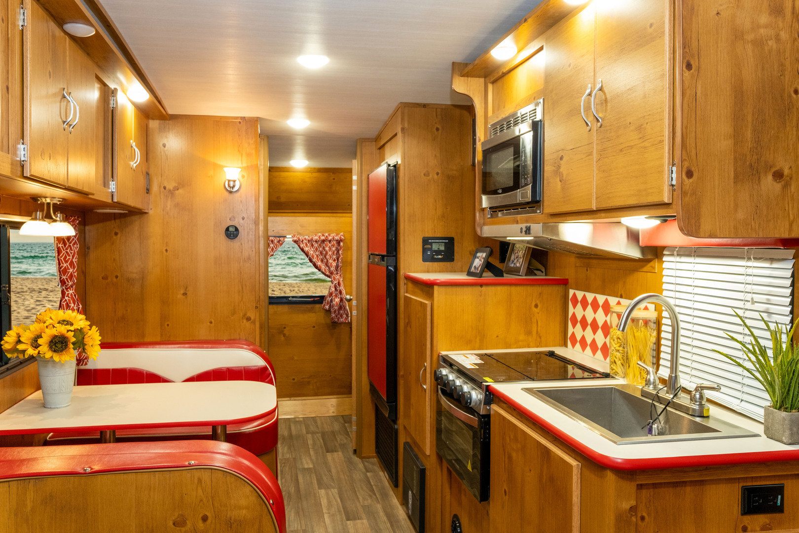 Gulf Stream Vintage Cruiser 19RBS Image