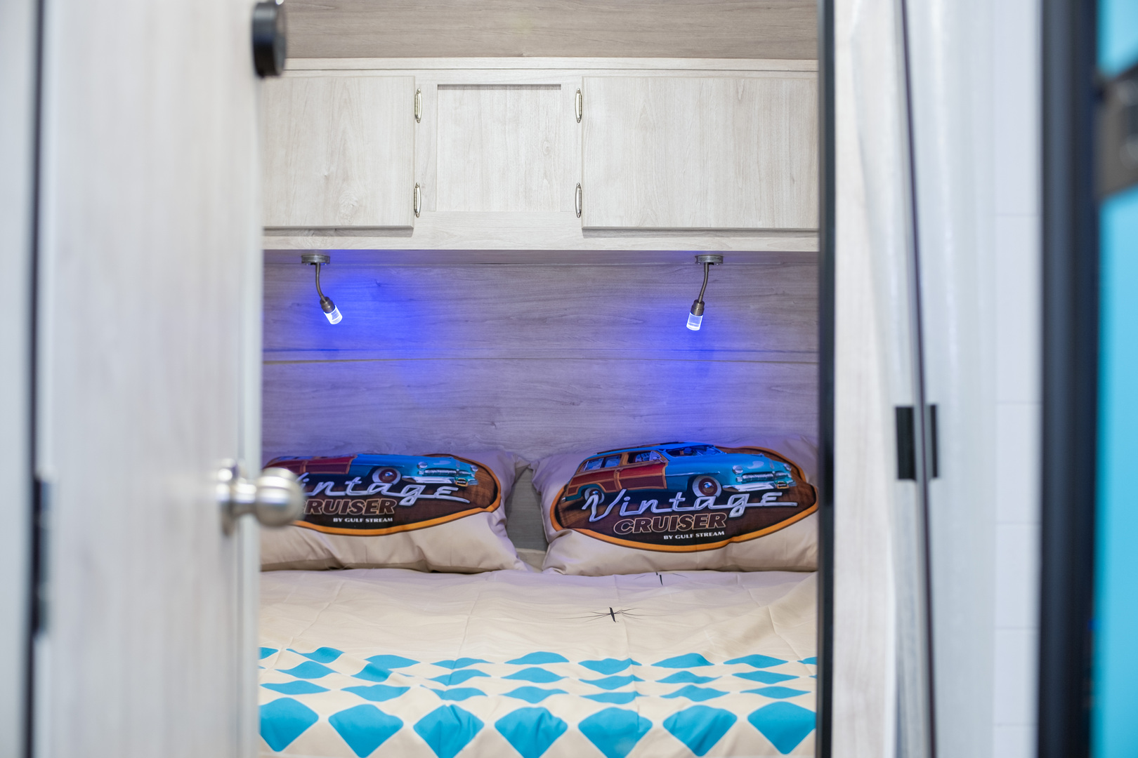 Gulf Stream Vintage Cruiser 19ERD Image