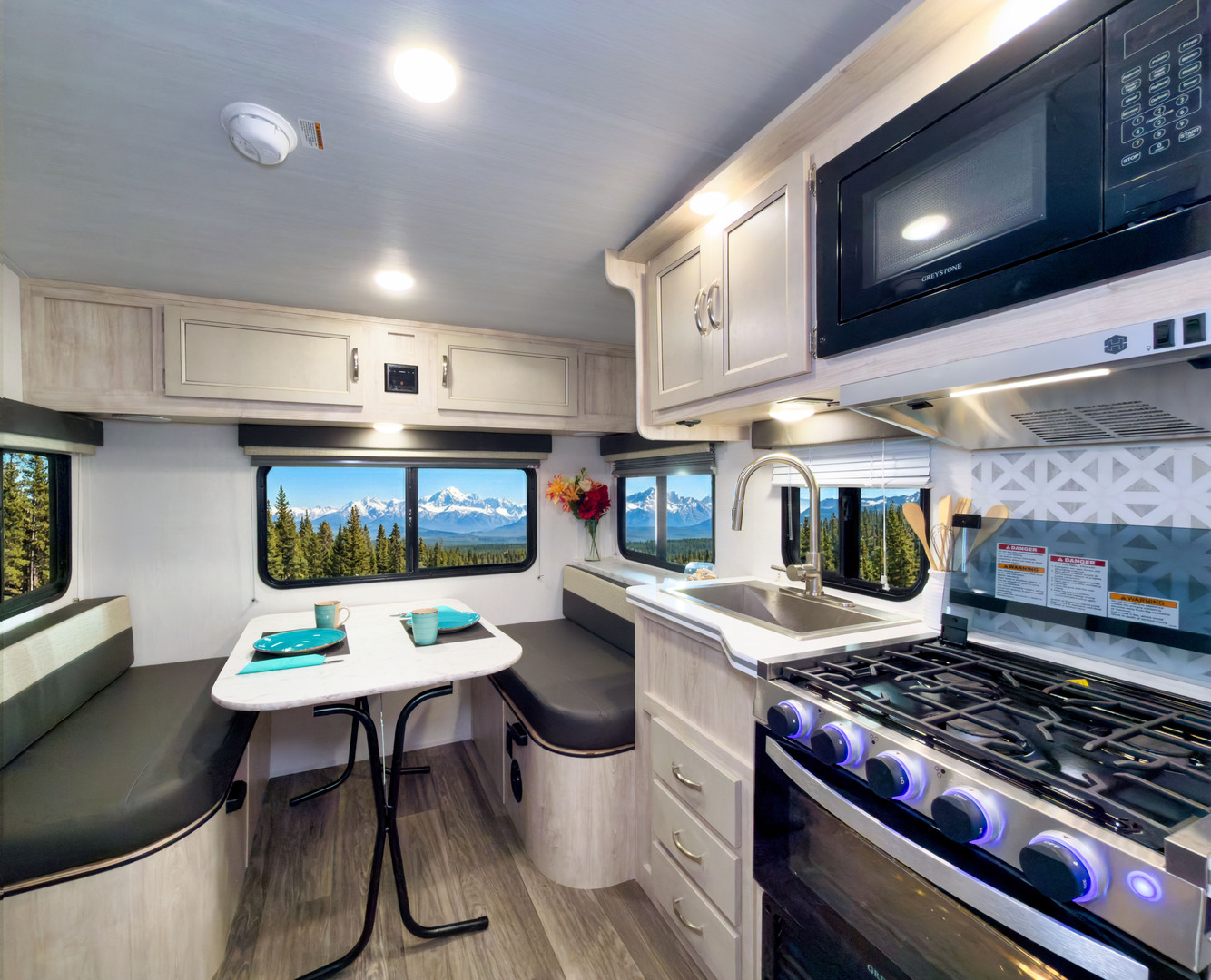 Gulf Stream Vista Cruiser 19TWD Image