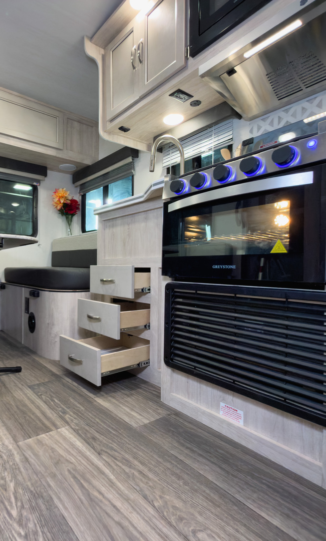 Gulf Stream Vista Cruiser 19TWD Image