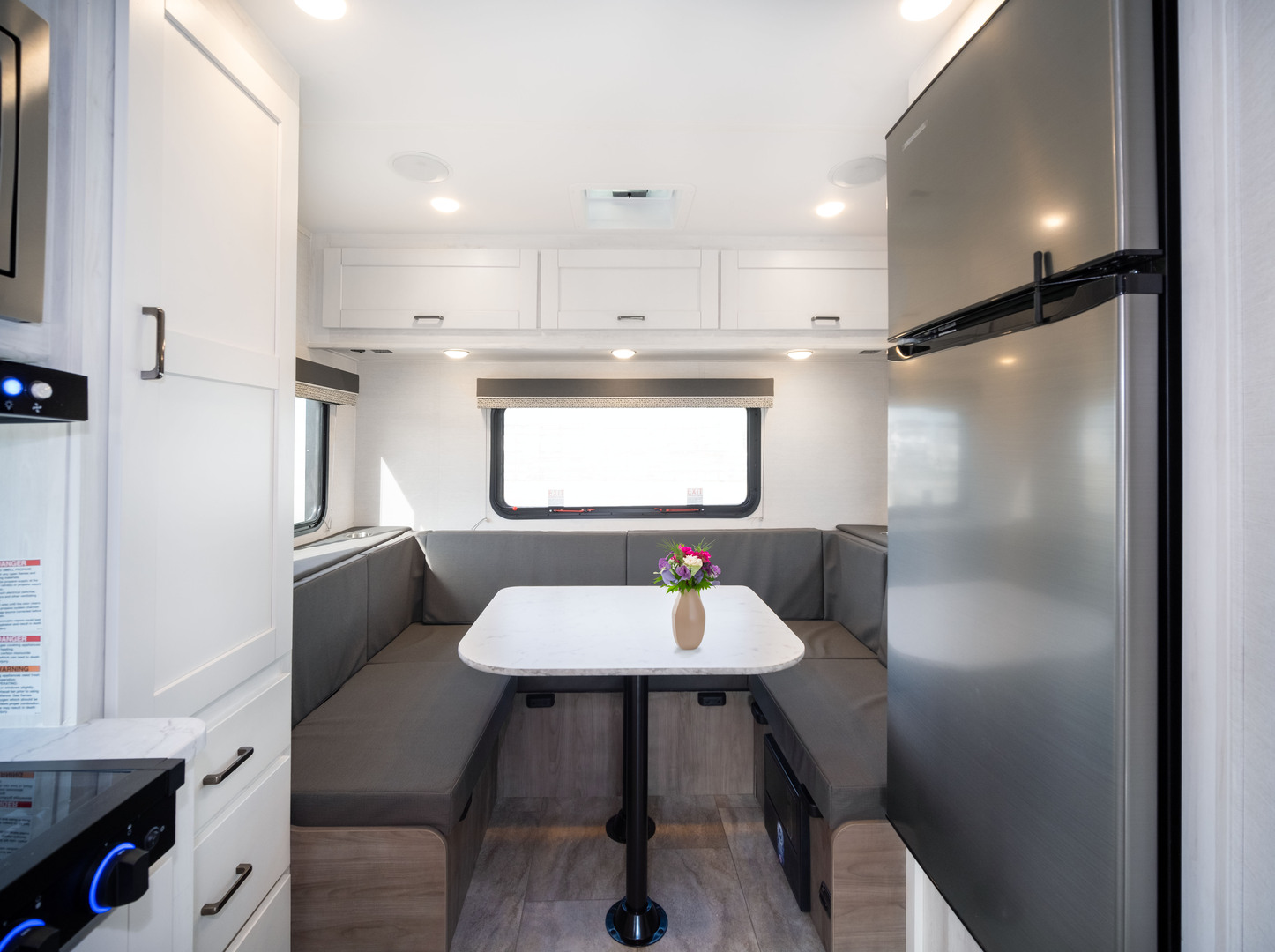 Gulf Stream Conquest Class C 6215LE Image